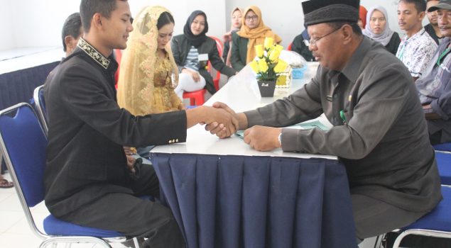 Isak Tangis Bahagia Warnai Prosesi Akad Nikah WBP di Lapas Semarang