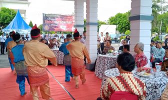 Penampilan Tari Campak Oleh Anak-Anak LPKA Pangkalpinang di Kanwil Babel