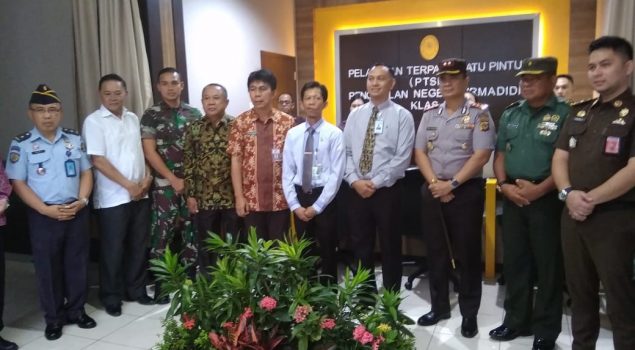 Karutan Manado Hadiri Peresmian PTSP PN Airmadidi Minahasa Utara