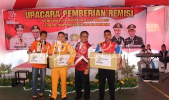 Petugas & WBP Pemenang Lomba di Lapas Pekanbaru Raih Hadiah
