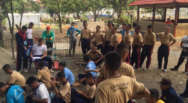 Peserta JAMPAS Tingkatkan Jiwa Korsa Melalui Outbound