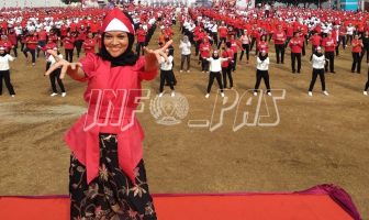 Galeri: Pemecahan Rekor MURI Tari Kolosal Indonesia Bekerja