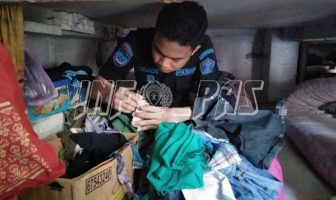 Berantas Peredaran Uang & Barang Terlarang, Petugas Rutan Bantaeng Geledah Blok WBP