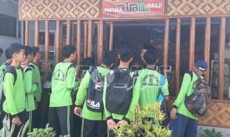 Ratusan Siswa SMP Wisata Hukum ke Rutan Rangkasbitung