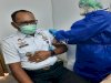 Petugas Lapas Cipinang Jalani Vaksinasi COVID-19