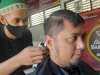 Bakat Mencukur, Anak LPKA Lombok Tengah Difasilitasi Barbershop