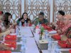 Ini Kali Pertama Istri Menteri Makan Nasi Cadong Bareng Warga Binaan di Lapas Perempuan Tangerang