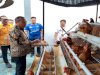 Kakanwil Ditjenpas Kaltim, Staf Ahli Menteri, dan Tenaga Ahli Menteri Apresiasi Panen Telur di Rutan Balikpapan