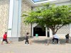 Klien Bapas Pekalongan Bersihkan Lingkungan Masjid Al-Muttaqin Medono