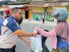 Lapas Palu Salurkan Bantuan Sosial dari Hasil Panen Warga Binaan