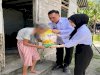 Aksi Peduli Sosial, Bapas Tanjungpandan Bagikan Sembako kepada Masyarakat