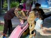 Warga Binaan Anggota Pramuka Lapas Banjarmasin Berikan Layanan Prima kepada Pengunjung