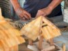 Warga Binaan Lapas Kotabaru Produksi Miniatur Rumah Adat untuk Pawai Kemerdekaan