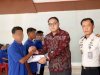 Salurkan Premi, Rutan SoE dan BRI Serahkan Buku Tabungan bagi Warga Binaan
