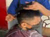 Warga Binaan Rutan Rantau Belajar Mencukur untuk Bekal Masa Depan