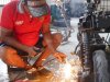 Pengelasan dan Manufaktur Jadi Praktik Kerja, Warga Binaan Lapas Batulicin Perbaiki Body Motor
