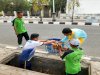 Sentuhan Kemanusiaan, Lapas Tual Salurkan Bansos dan Bersihkan Fasilitas Umum