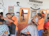 Warga Binaan Lapas Pemuda Madiun Asah Keahlian Pangkas Rambut