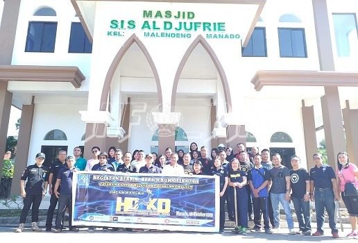 Jajaran Rutan Manado Turut Serta Bersihkan Rumah Ibadah
