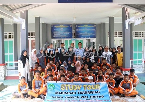 LPN Sungguminasa Sambut Kunjungan Studi Siswa MTS DDI Segeri 