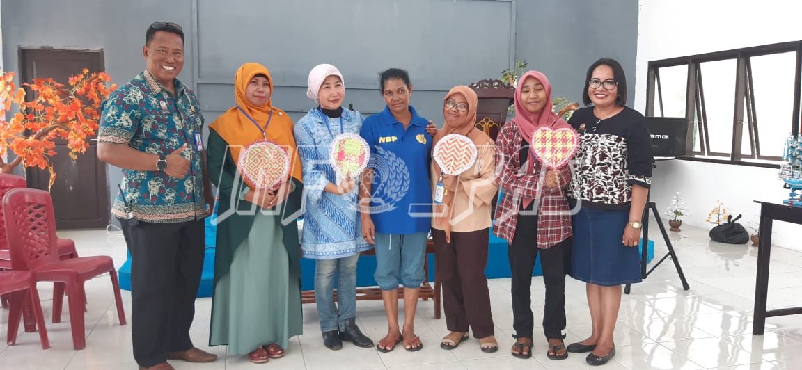 Kedatangan Kompas Amboina, Lapas Piru Dapat Tambahan Buku Perpustakaan