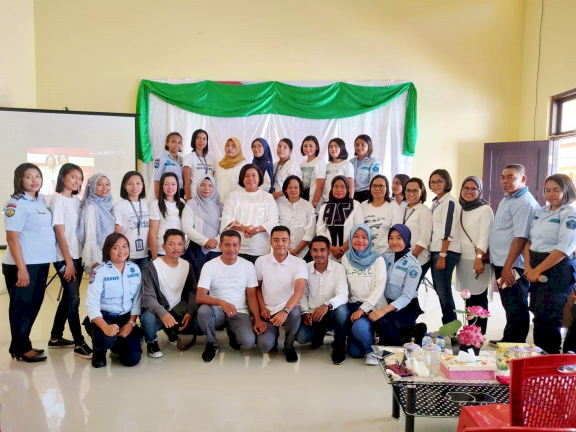 Pamitan Catherian V. Picauly di LPP Ambon Penuh Keharuan