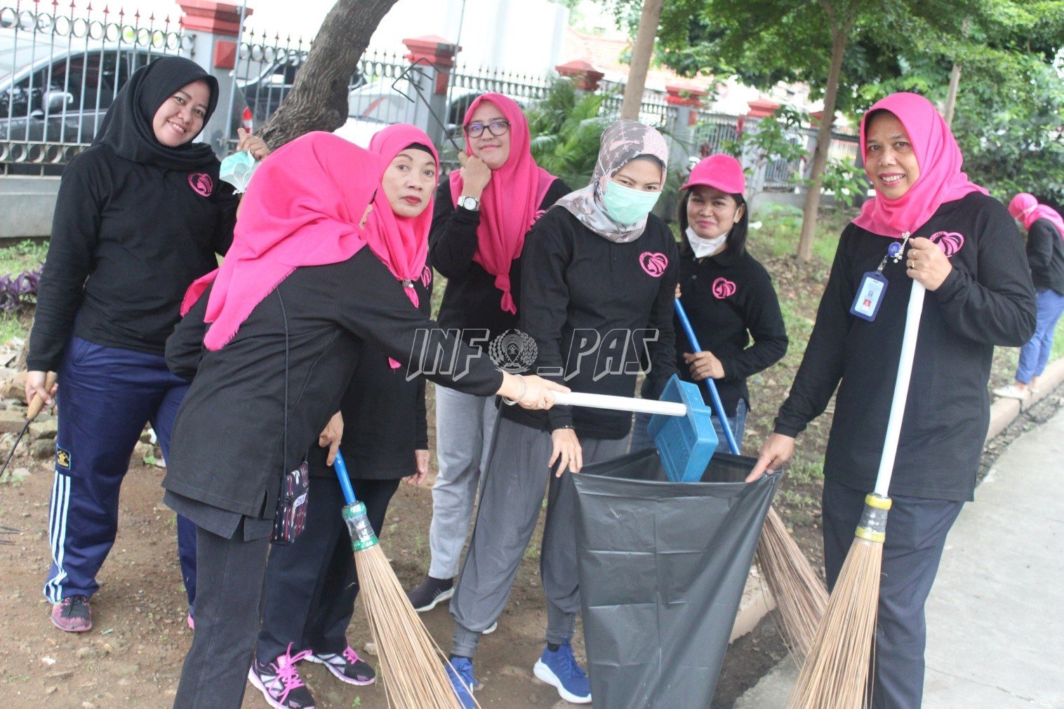 LPP Jakarta Giatkan Kerja Bakti Demi Ciptakan Kebersihan