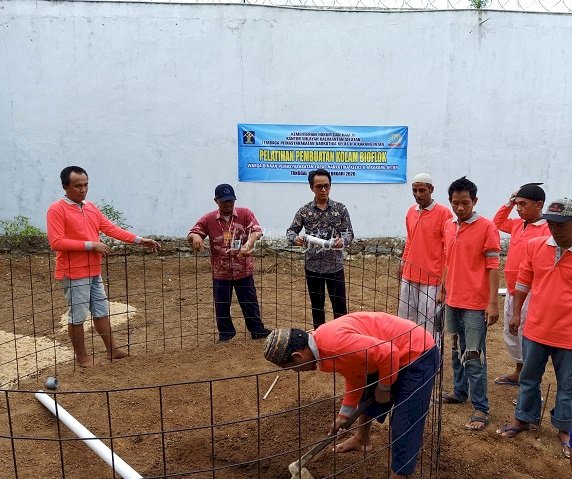 WBP LPN Karang Intan Semangat Membuat Bioflok