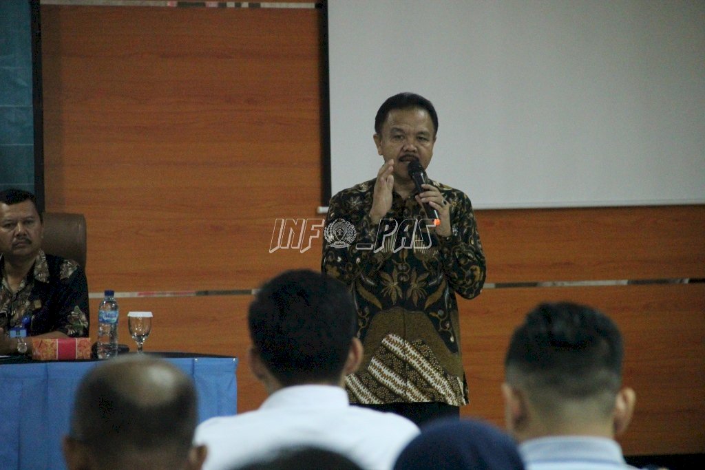 2 Petugas Lapas Cilegon Ikuti Sosialisasi Target Tingkat Maturitas SPIP