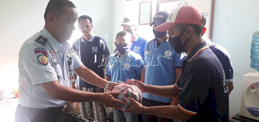 Lapas Ambon Bagikan Masker & Bersiap Sambut Ramadan