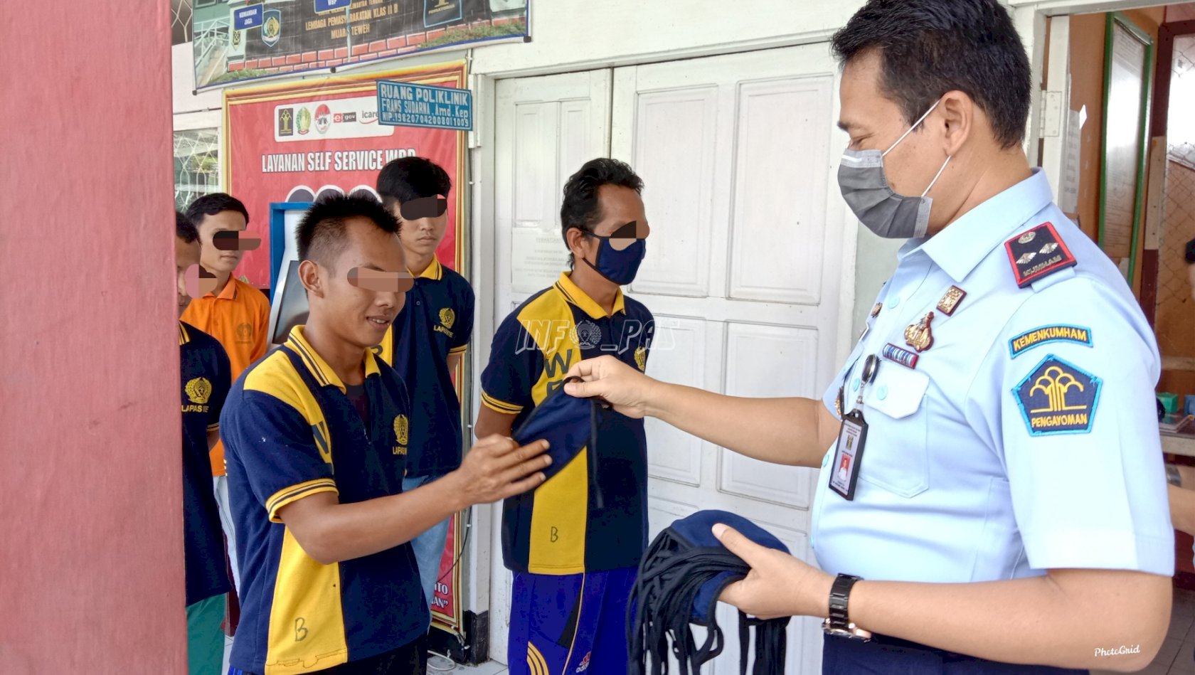 Lapas Muara Teweh Bagikan Masker Untuk WBP