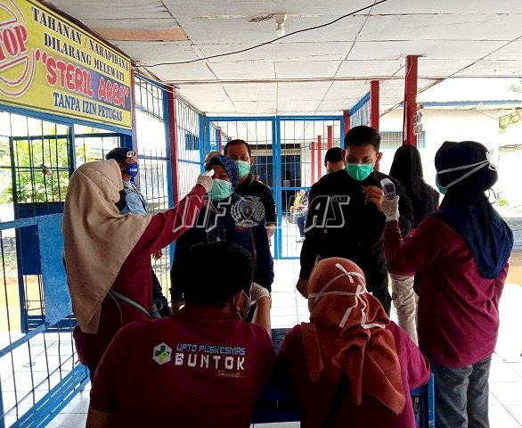 Rutan Buntok Konsisten Screening Suhu Tubuh Petugas & WBP