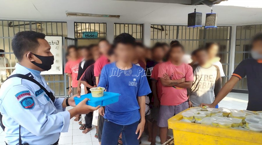 WBP Lapas Tangerang Nikmati Gulai Daging Kurban