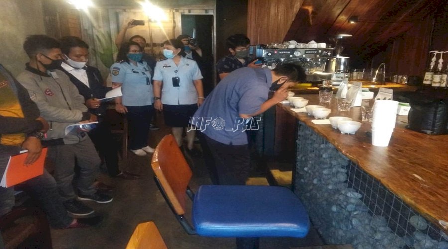 2 Klien Bapas Jakarta Pusat Dilatih Jadi Barista