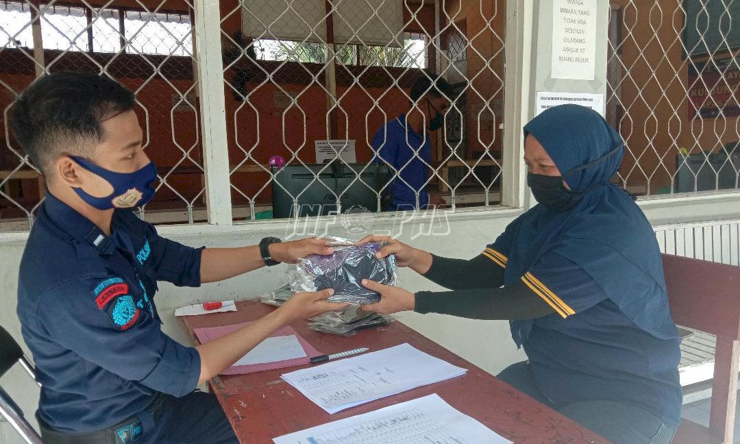 Antisipasi Corona, Lapas Muara Teweh Bagikan Masker