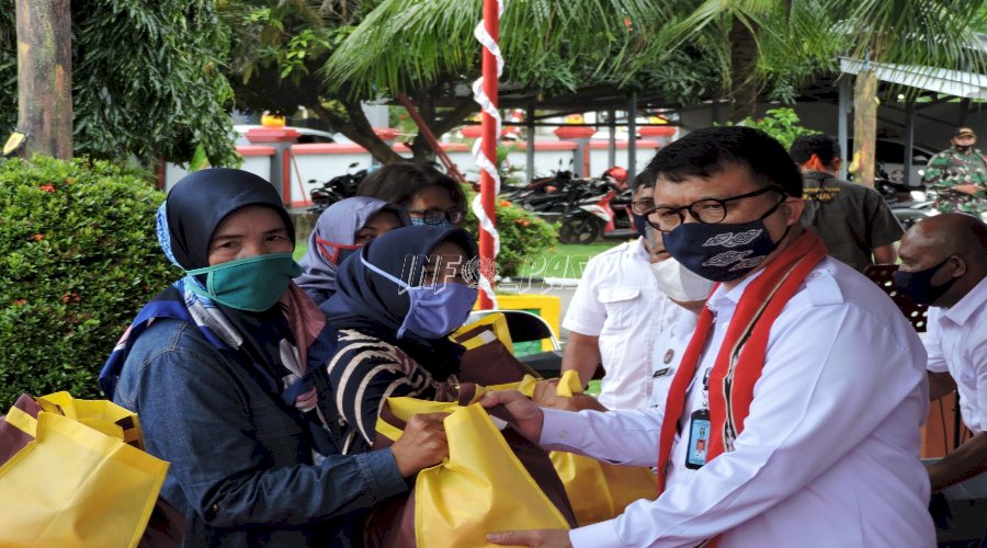 Keluarga Narapidana di Kota Ambon Terima Bantuan Sosial