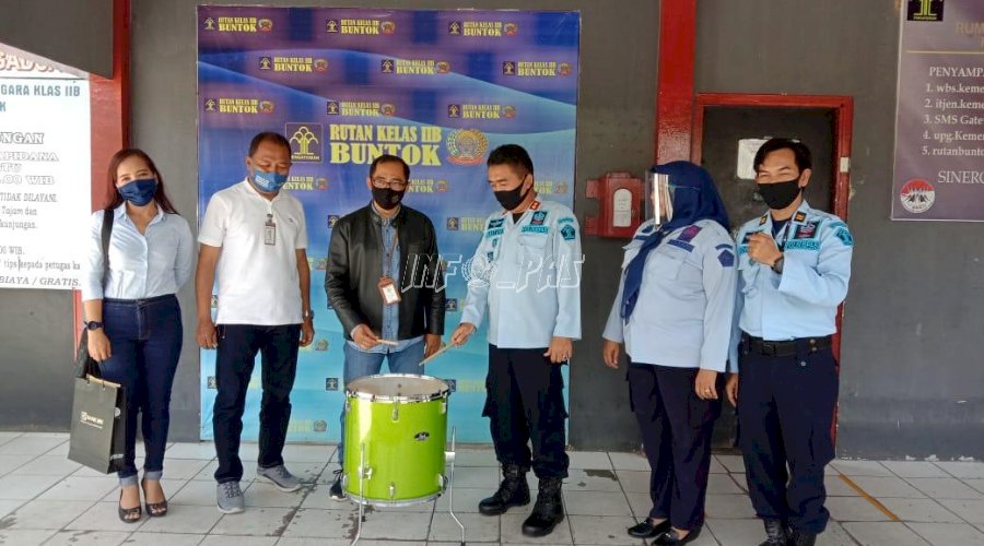 Rutan Buntok Terima Alat Band dari BRI