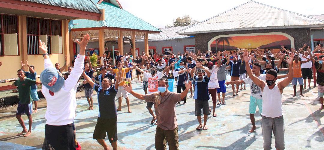 Perkuat Imun Tubuh, Petugas dan WBP Rutan Ambon Senam Zumba