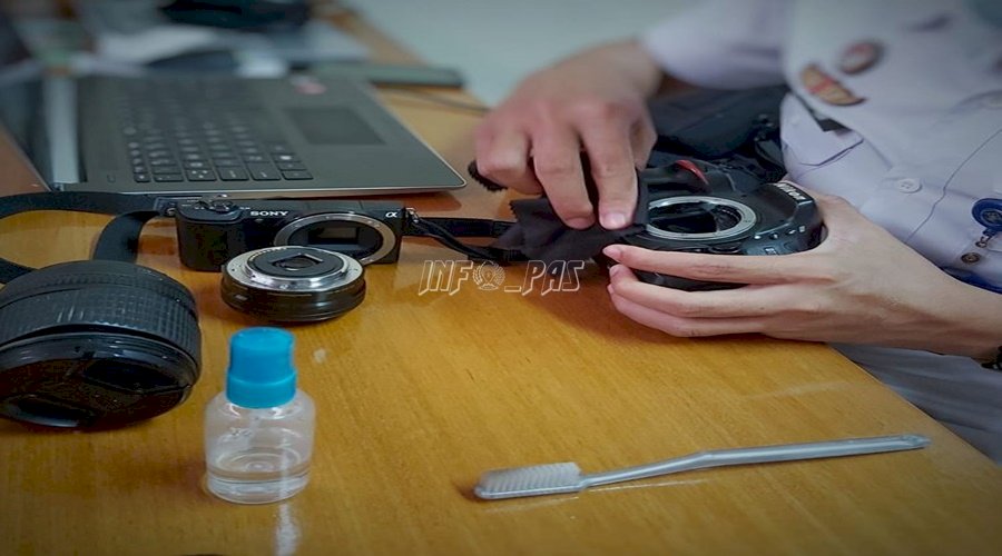 Tim Humas LPN Jakarta Lakukan Perawatan Kamera