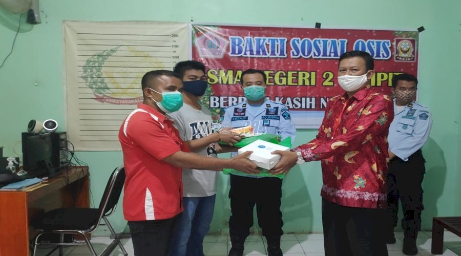 WBP Lapas Sampit Terima Bingkisan Natal