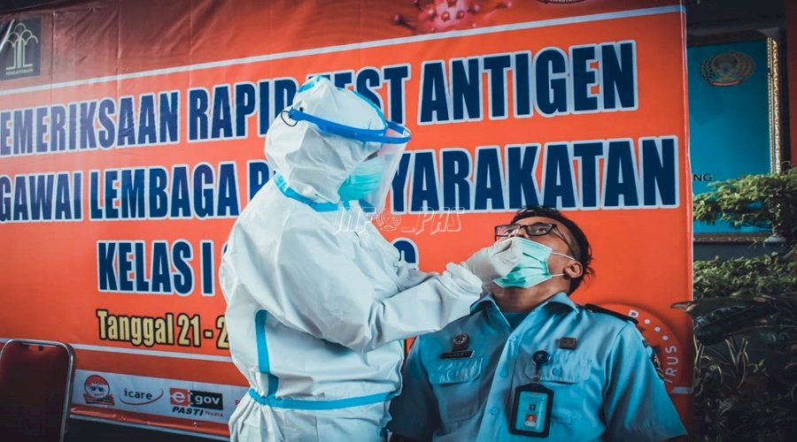 151 Petugas Lapas Cipinang Jalani Rapid Test Antigen Tahap II