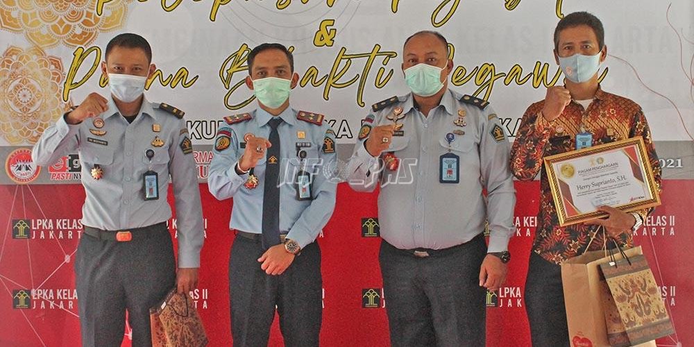 Petugas LPKA Jakarta Promosi dan Purnabakti, Ini Pesan Kepala LPKA Jakarta