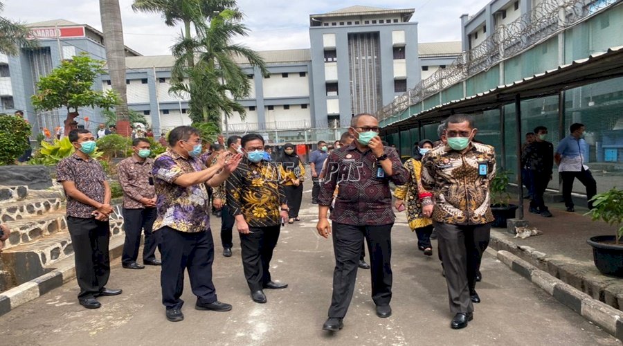 Jelang Kunjungan Komisi III, Kakanwil DKI Jakarta Pantau Lapas Cipinang