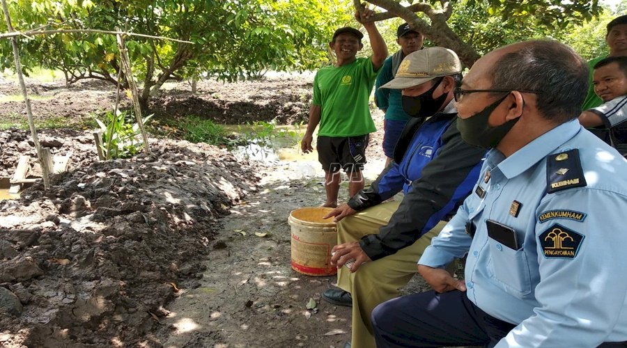 Lapas Sampit Siapkan Kolam Tanah untuk Budidaya Ikan Tawar