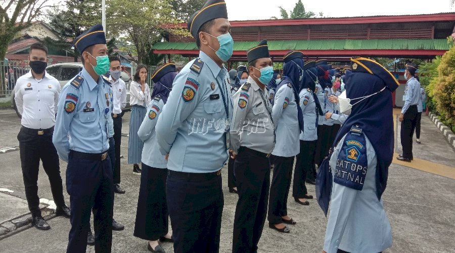 Satops Patnal Bapas Balikpapan Kembali Cek Atribut Dinas Petugas