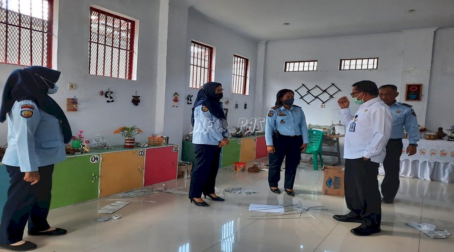 Sesditjenpas Puji Hasil Karya WBP LPP Ambon