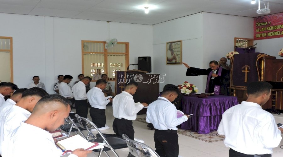 13 WBP Lapas Ambon Diteguhkan Jadi Anggota Sidi Baru GPM Maluku