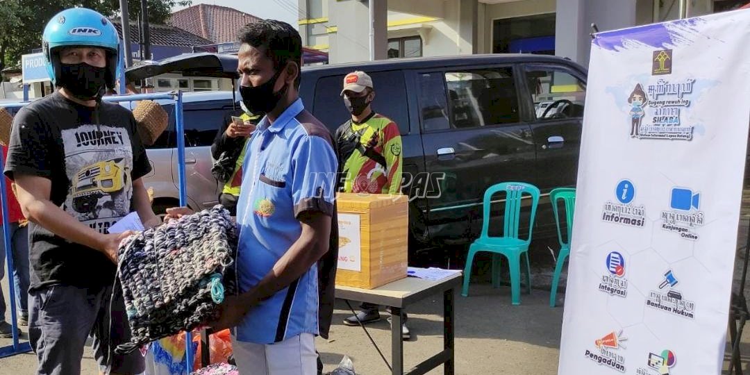 Rutan Batang Banjir Pesanan Pot Bunga