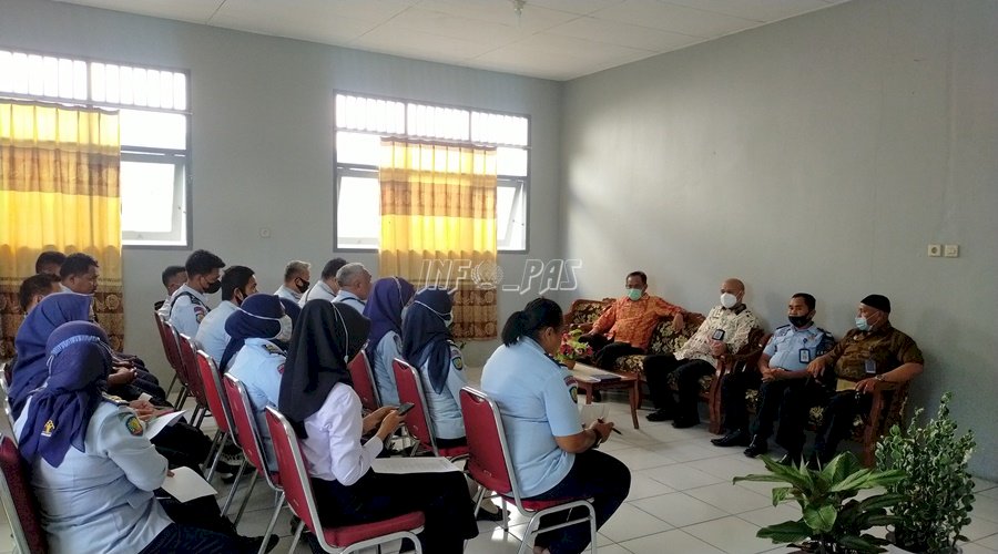 Kadivpas Maluku: Optimalkan Produksi Minyak Kayu Putih CARLEA 