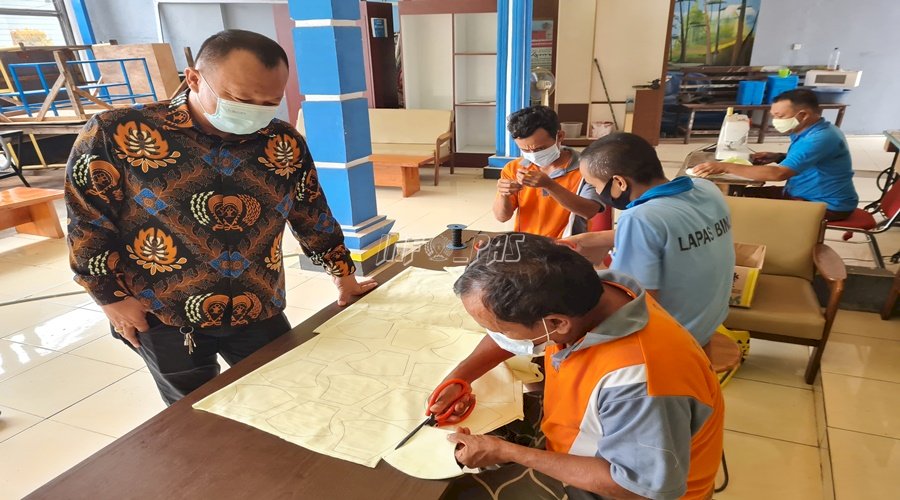 WBP Buat Masker, Pencegahan COVID-19 di Lapas Binjai Diapresiasi